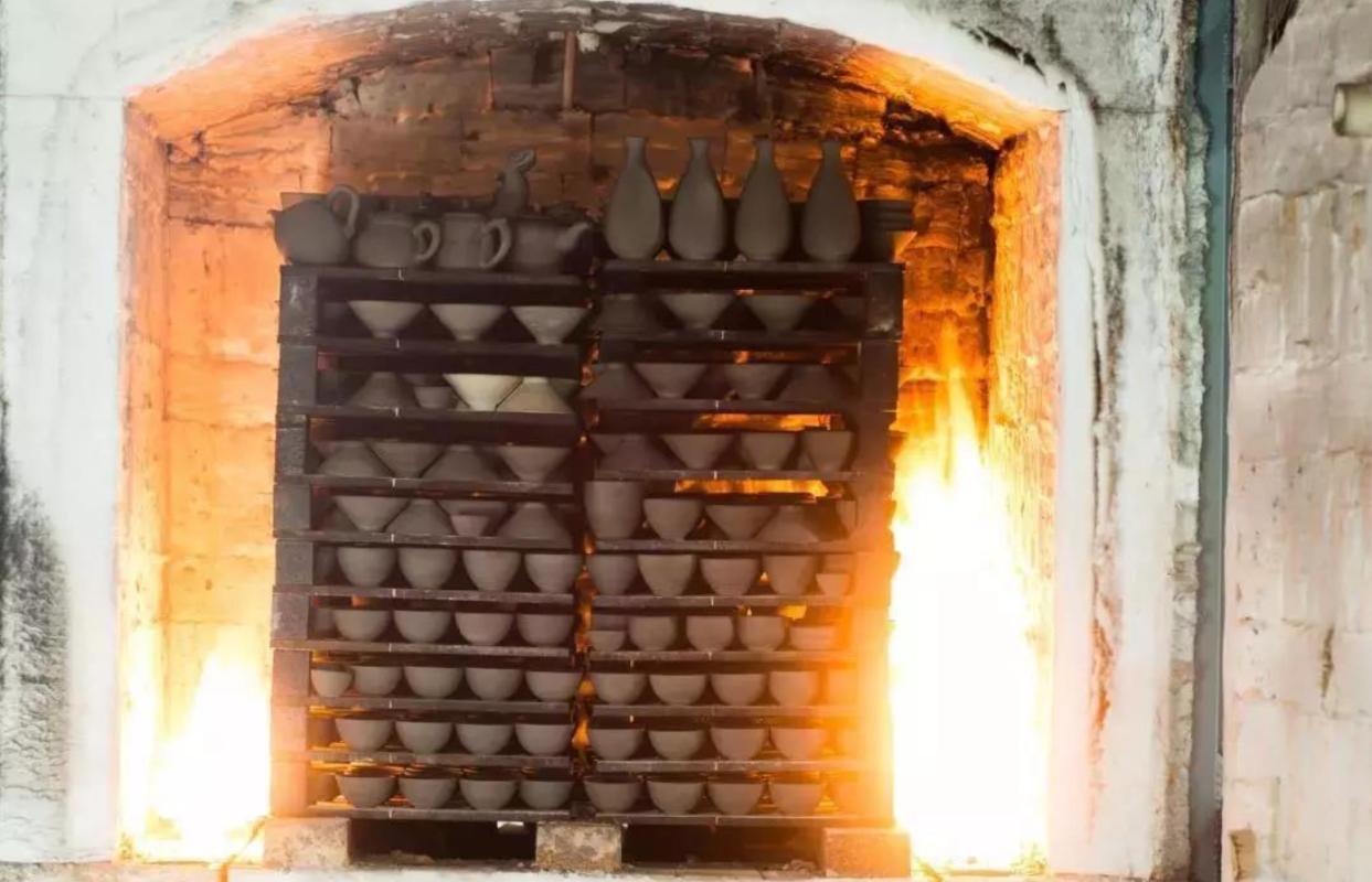 The Porcelain Code How Jingdezhen Turns Earth into Masterpieces5