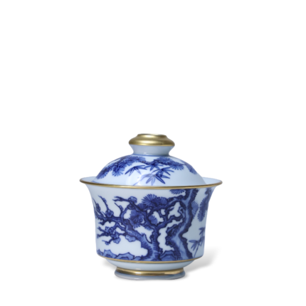 Pine Blue and White Porcelain Gilded Gaiwan_Main01