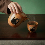 Shino Lucky Cat Ceramic Aubergine Tea Pot4