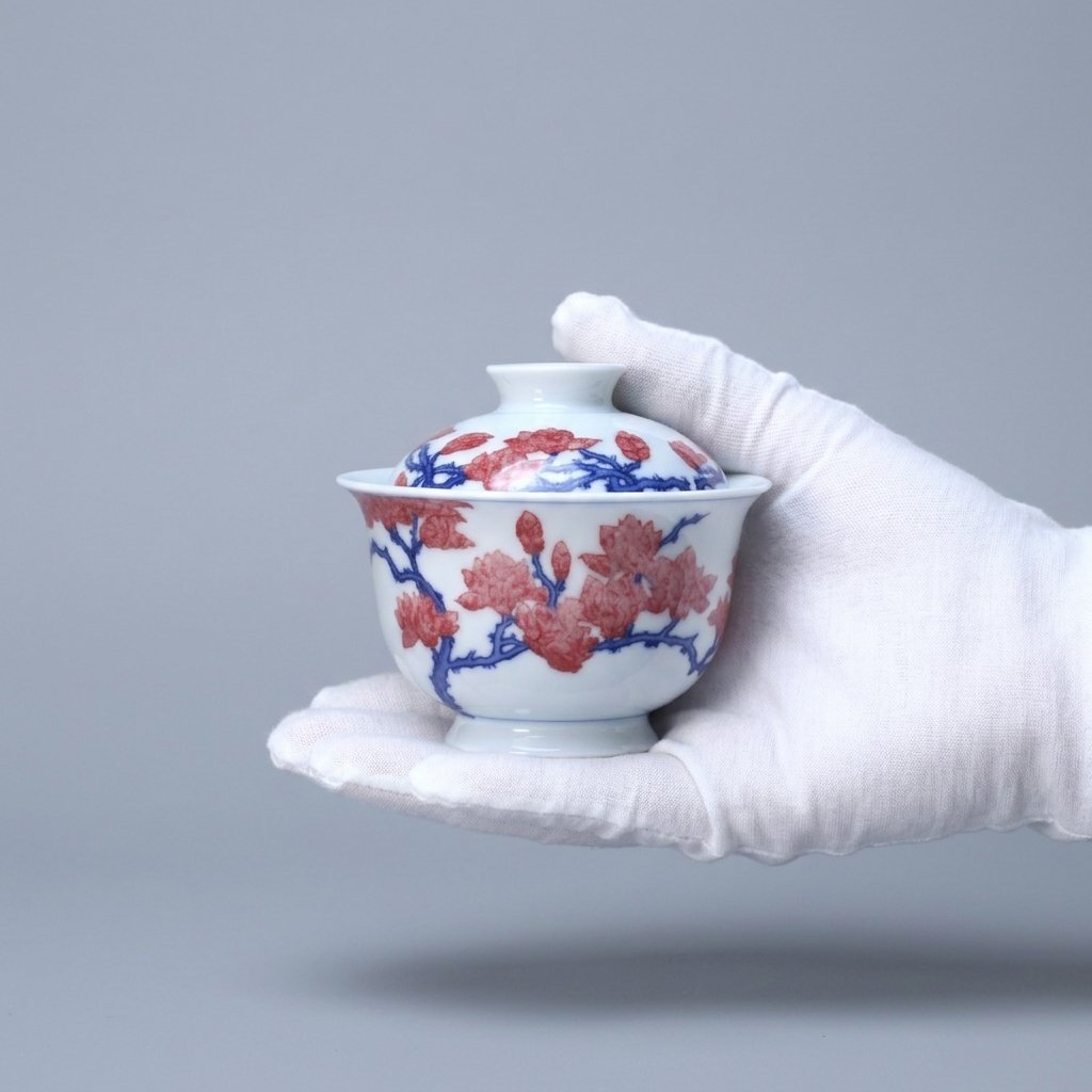 Magnolia Blossom Blue and White Gaiwan